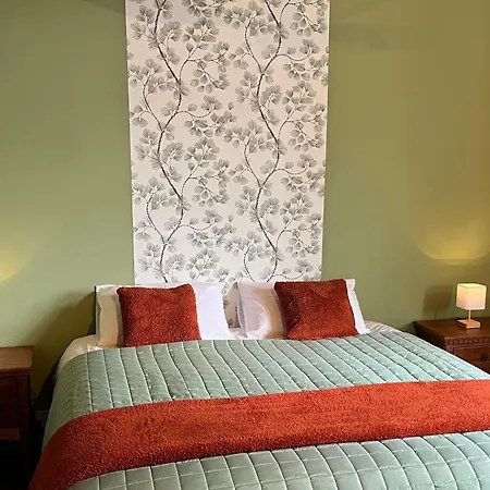 לינה וארוחת בוקר Le Charme Du Perigord - & Table D'hotes 3*