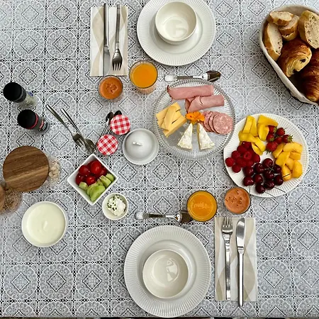 Le Charme Du Perigord - & Table D'hotes 3*