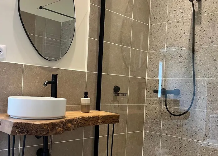 Le Charme Du Perigord - & Table D'hotes Bed & Breakfast