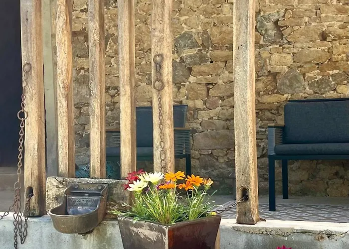 Bed & Breakfast Le Charme Du Perigord - & Table D'hotes 3*