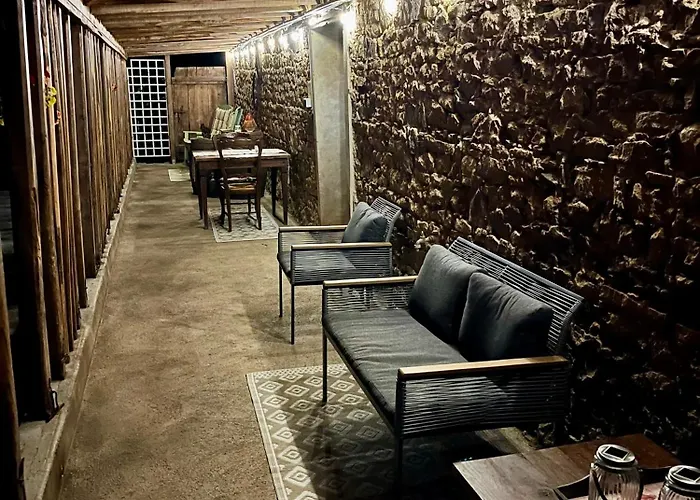 Bed & Breakfast Le Charme Du Perigord - & Table D'hotes 3*